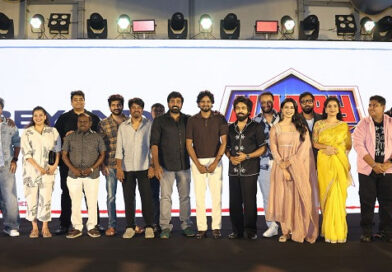 “ஜீ.வி.பிரகாஷ் ஸ்கூல் பையன் மாதிரி இருக்கார்” :  ‘ஹேப்பி ராஜ்’ பட விழாவில் விஜய்சேதுபதி பாராட்டு!