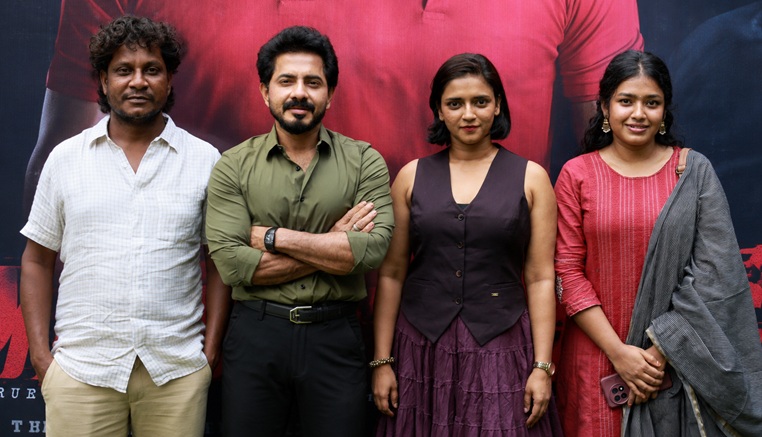 கொட்டிக்கொடுத்த உழைப்பு; கோடிகளை குவிக்கும் வசூல் : ‘அங்கீகாரம்’ படத்துக்கு அங்கீகாரம்! கொட்டிக்கொடுத்த உழைப்பு; கோடிகளை குவிக்கும் வசூல் : ‘அங்கீகாரம்’ படத்துக்கு அங்கீகாரம்!