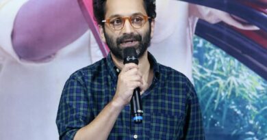 “இதயத்துக்கு நெருக்கமான கதைகளே என்னோட சாய்ஸ்” : உறுதியாக சொல்லும் பஹத் பாசில்! “இதயத்துக்கு நெருக்கமான கதைகளே என்னோட சாய்ஸ்” : உறுதியாக சொல்லும் பஹத் பாசில்!
