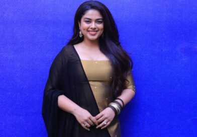 “ரஜினி சாருடன் மோதுவது பெருமையே..”  : ‘டிரோன்ஸ்’ பட நிகழ்வில் சித்தி இத்னானி OPEN TALK!